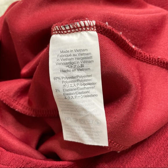 Madewell Texture and Thread Red Crepe Wrap Blouse - Picture 16 of 16